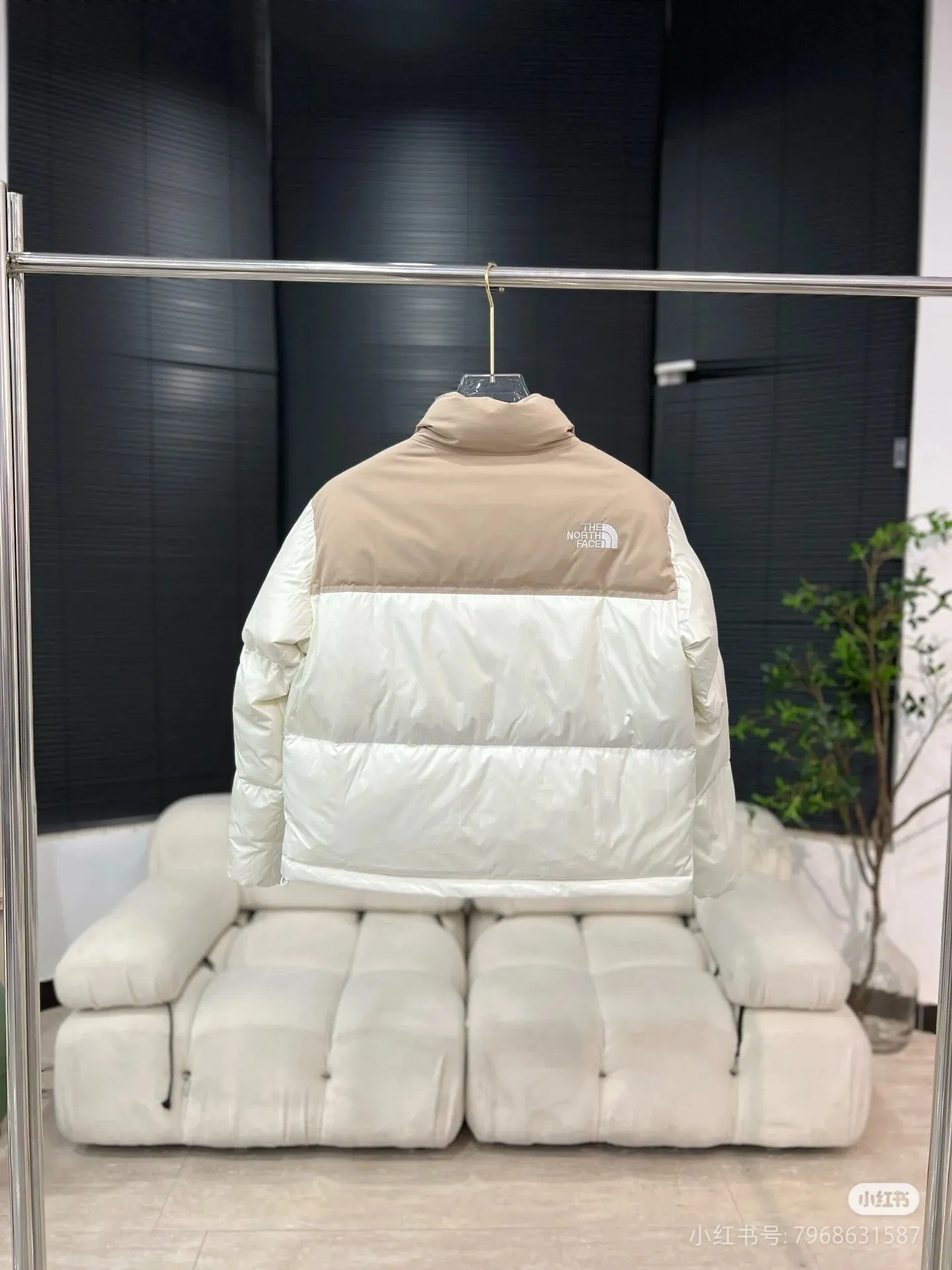 82b# TNF 22S Retro ， ， 90 ， ， ， ， ～ ❶ ： ， 。 ❷ ：90 ，280 ， ， ❸ ： 、 。 ❹ 40D ， 40T ， ， ， lon ， ， ， ！ ❺ YKK ， ， . Size：XS S M